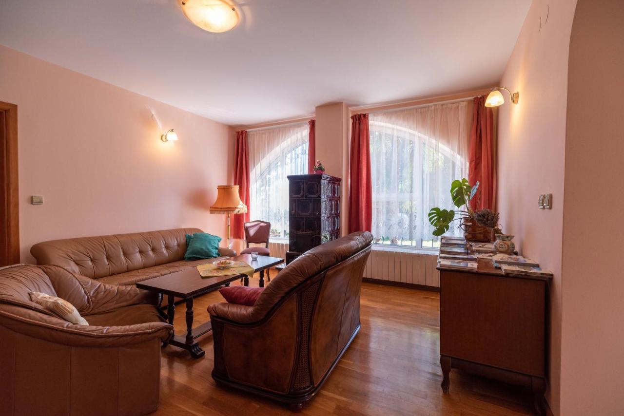 Apartment Kukurin Матулі Екстер'єр фото